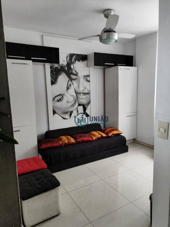 Apartamento à venda com 2 quartos, 60m² - Foto 23