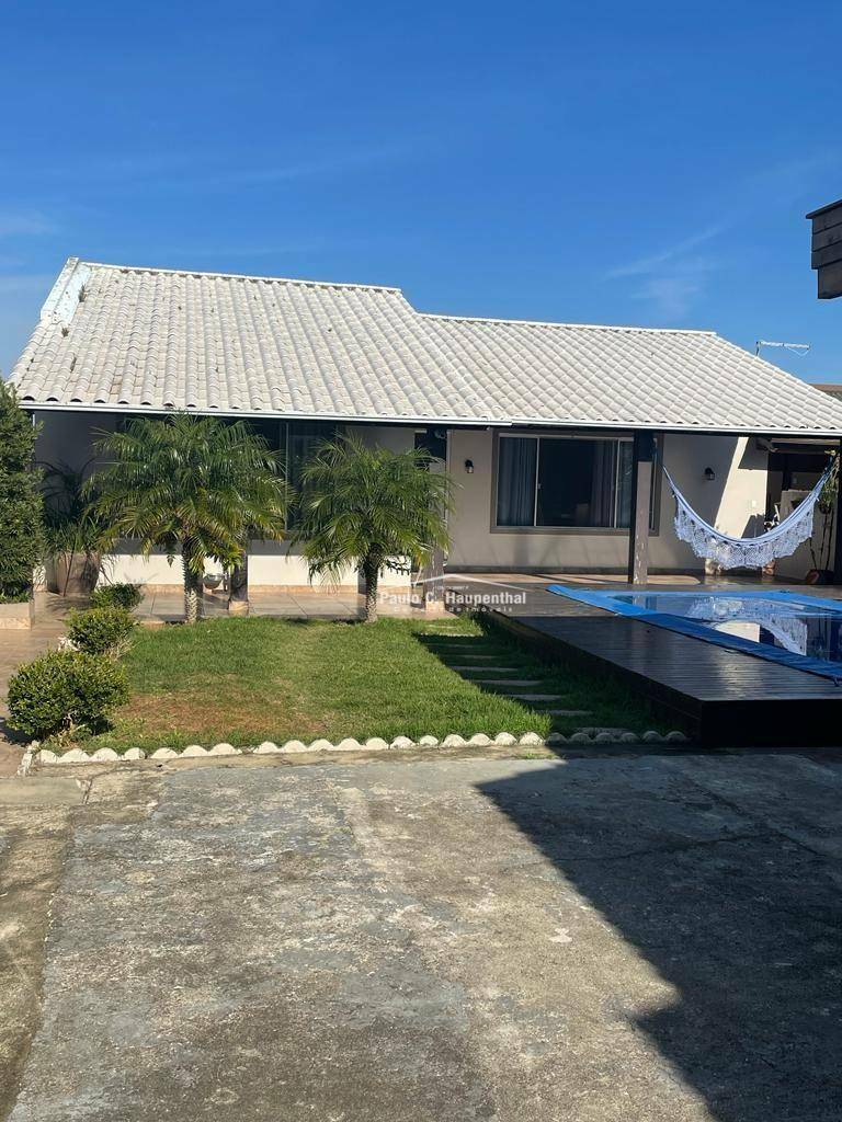 Casa à venda com 4 quartos, 362m² - Foto 2