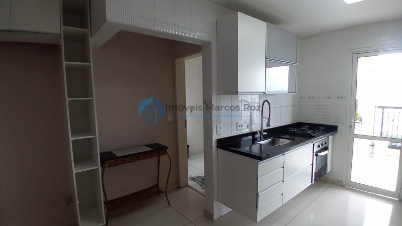 Apartamento à venda com 3 quartos, 119m² - Foto 13