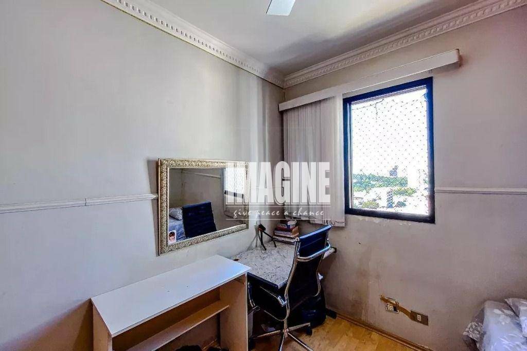 Apartamento à venda com 3 quartos, 107m² - Foto 15