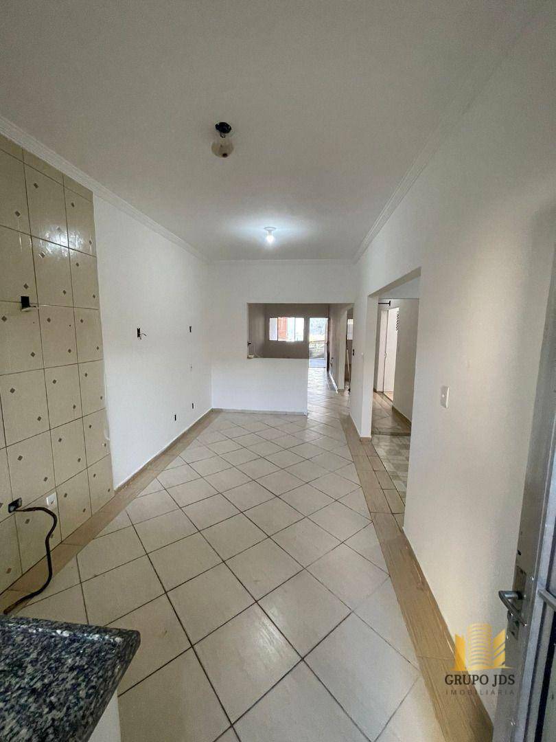 Casa à venda com 2 quartos, 110m² - Foto 6