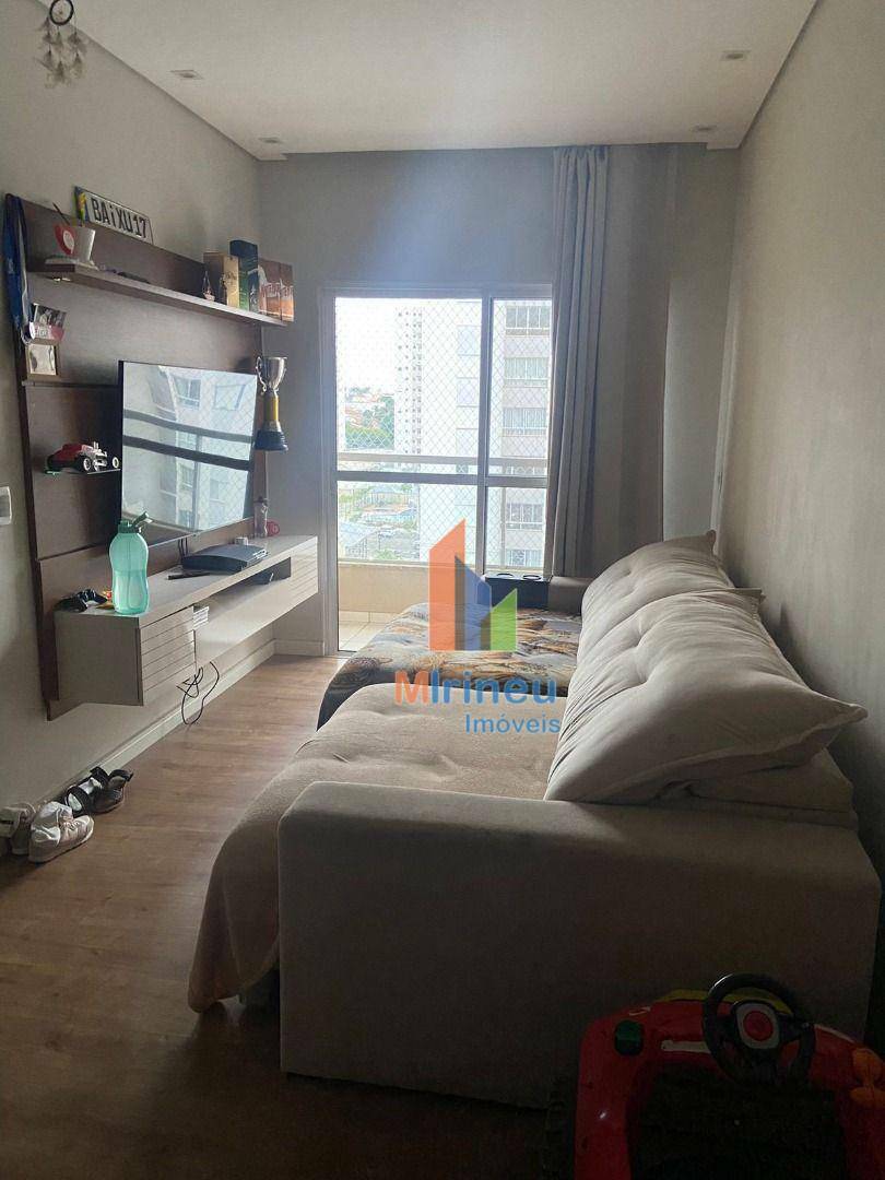 Apartamento para alugar com 2 quartos, 55m² - Foto 3