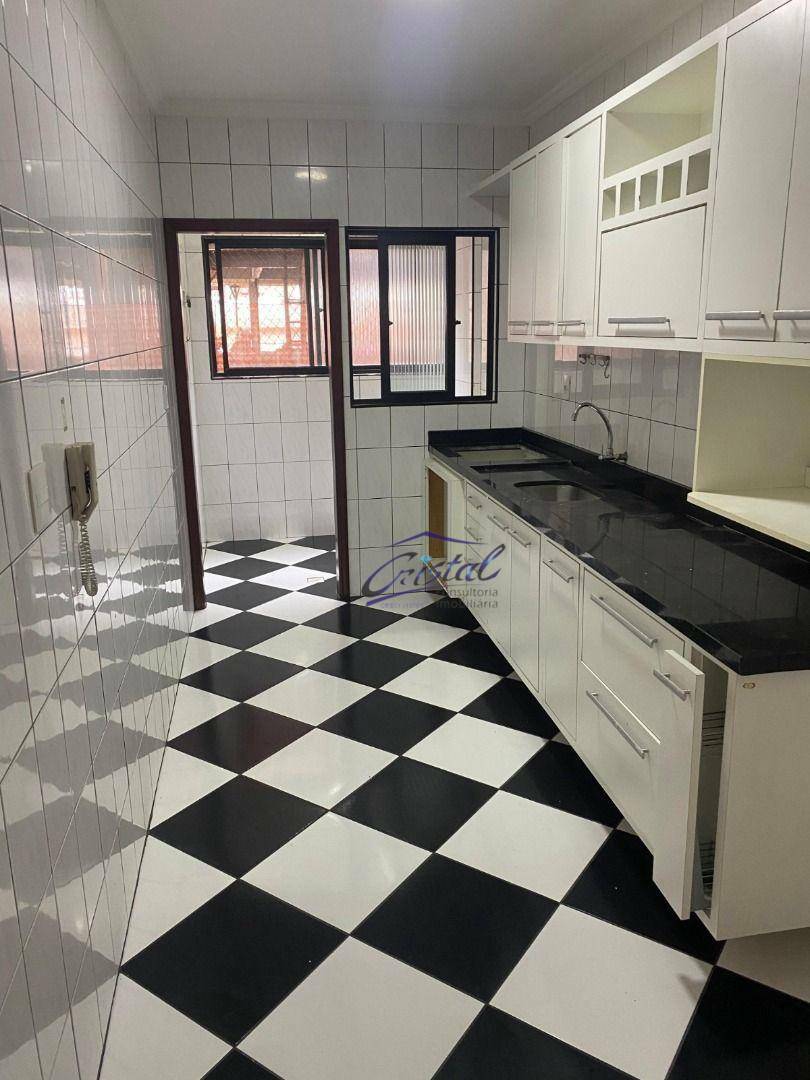 Apartamento à venda com 2 quartos, 73m² - Foto 4