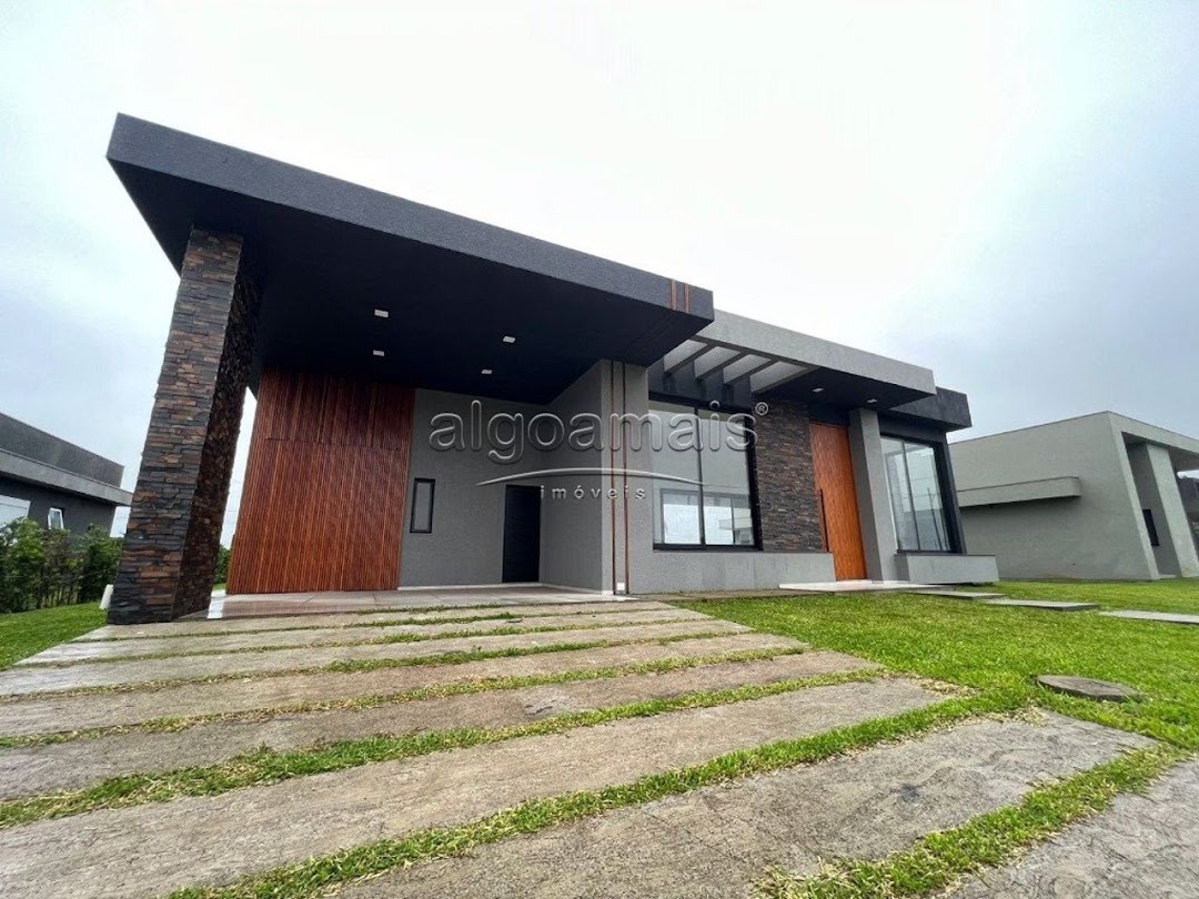 Casa de Condomínio à venda com 4 quartos, 250m² - Foto 2