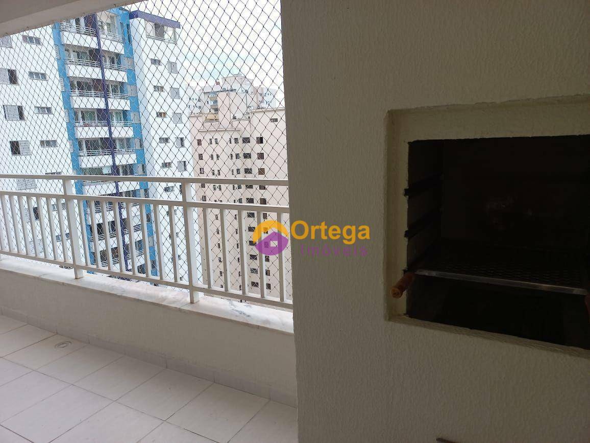 Apartamento à venda com 2 quartos, 72m² - Foto 12