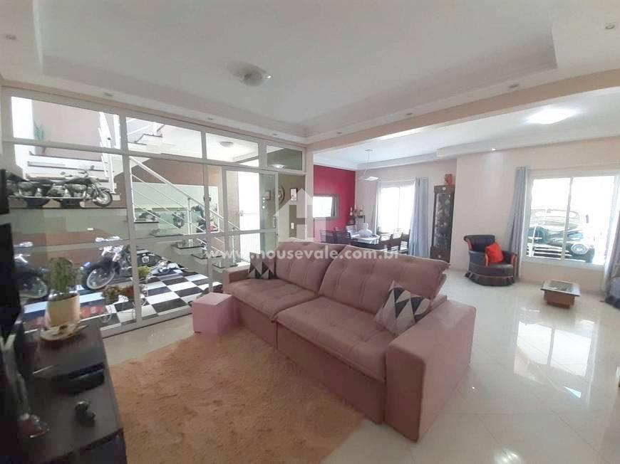 Sobrado à venda com 3 quartos, 260m² - Foto 4