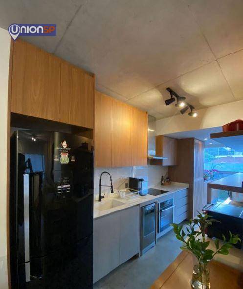 Apartamento à venda com 1 quarto, 70m² - Foto 4