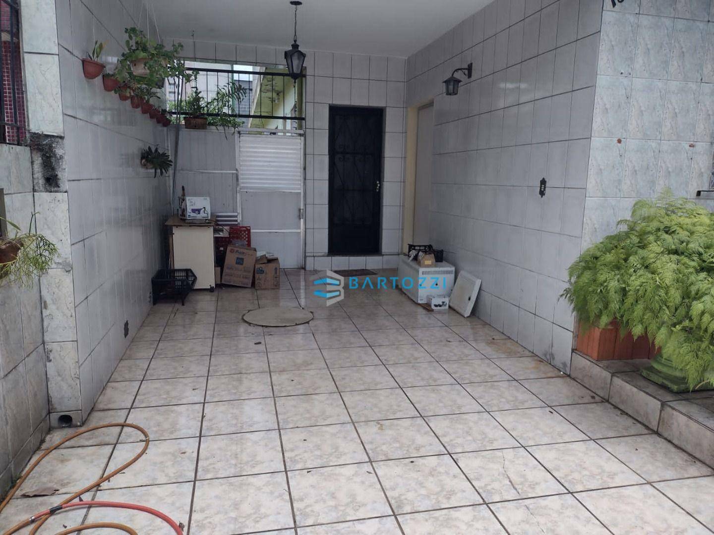 Casa à venda com 4 quartos, 270m² - Foto 29