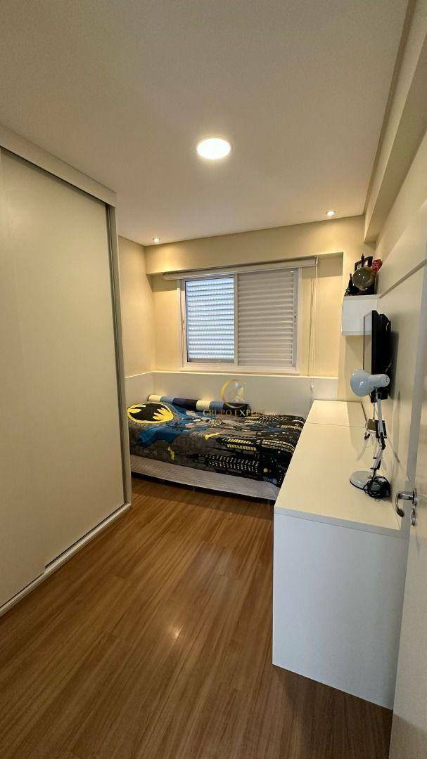 Apartamento à venda com 3 quartos, 102m² - Foto 18