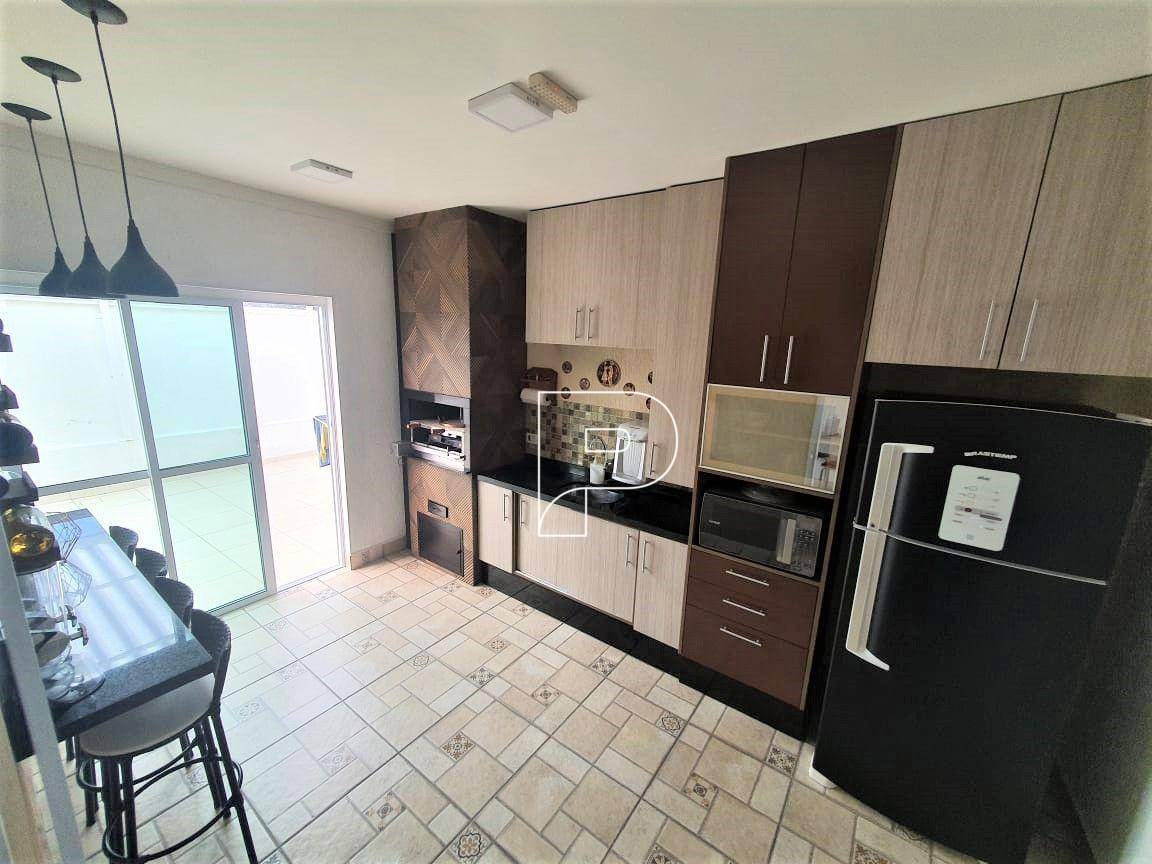 Casa de Condomínio para alugar com 3 quartos, 280m² - Foto 16