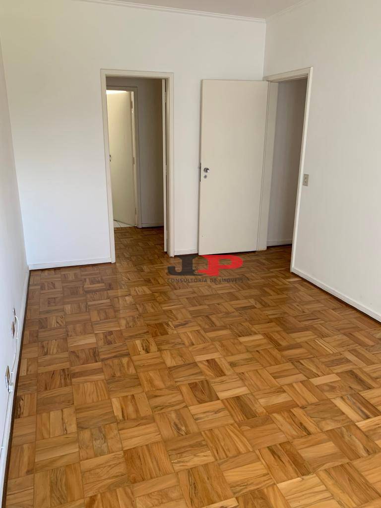 Apartamento para alugar com 3 quartos, 123m² - Foto 17