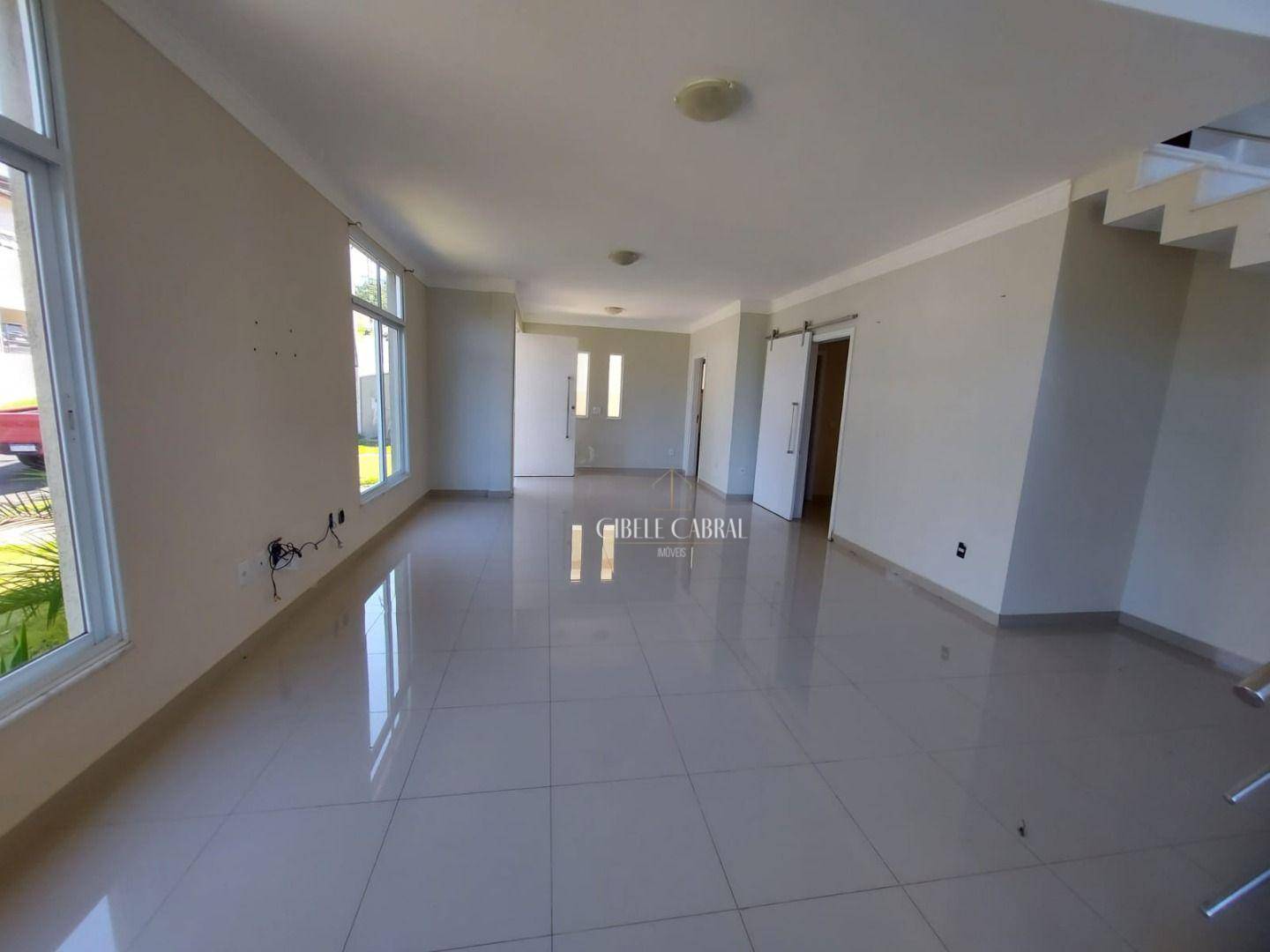 Casa de Condomínio à venda e aluguel com 3 quartos, 245m² - Foto 3