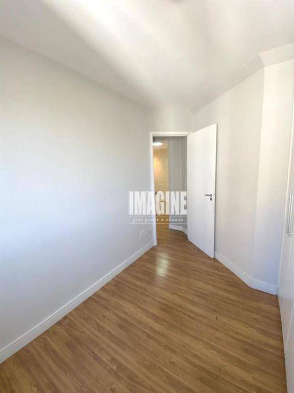 Apartamento à venda com 2 quartos, 65m² - Foto 10