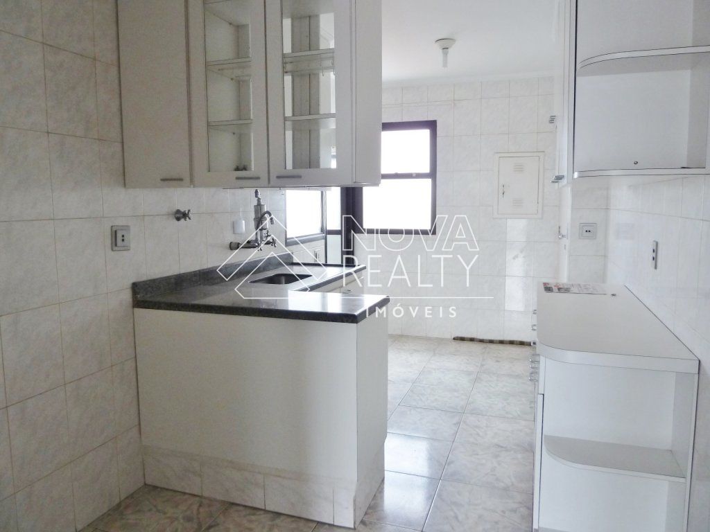 Apartamento à venda com 3 quartos, 98m² - Foto 13