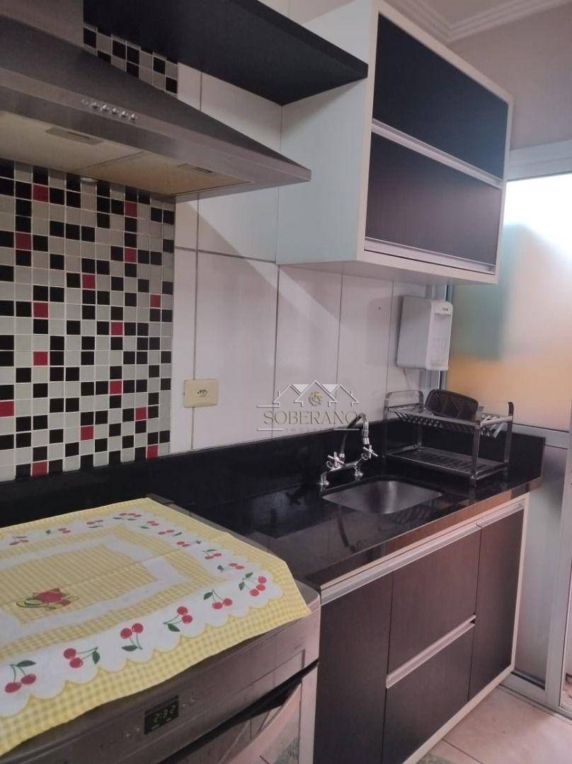 Apartamento à venda com 2 quartos, 70m² - Foto 4