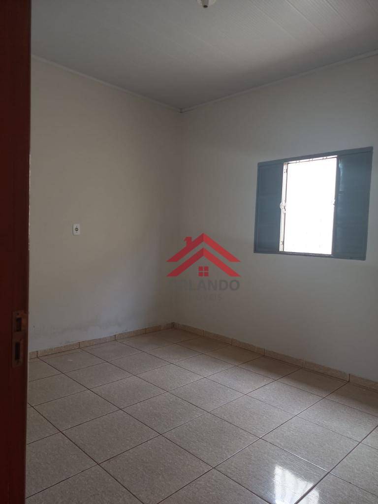 Casa à venda com 3 quartos, 90m² - Foto 11