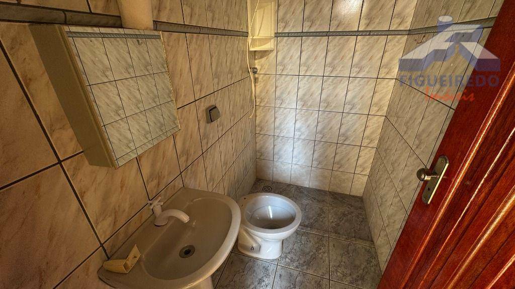 Casa à venda com 3 quartos, 212m² - Foto 7