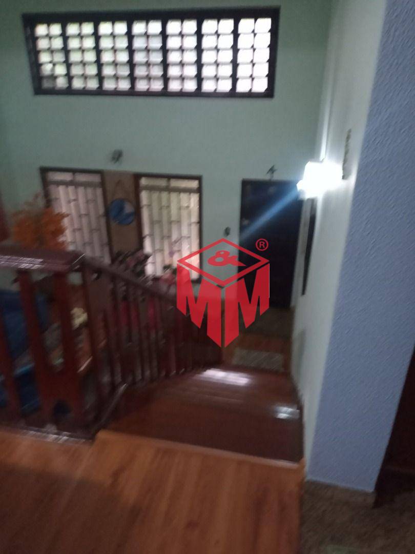 Sobrado à venda com 4 quartos, 234m² - Foto 51