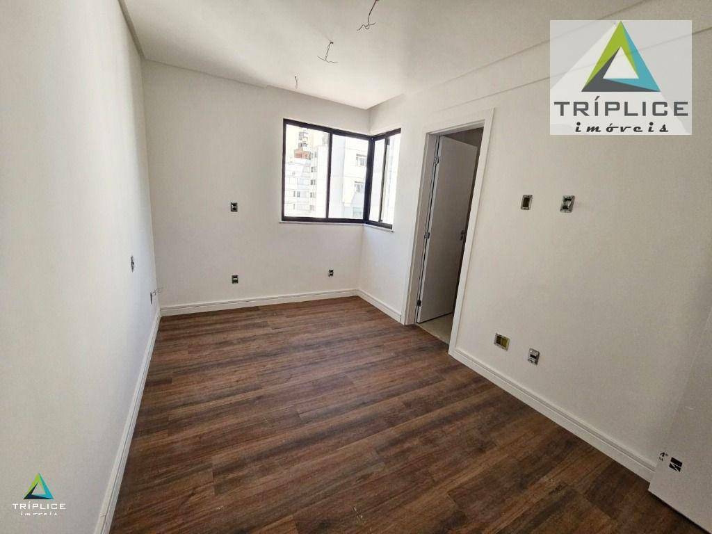 Apartamento à venda com 4 quartos, 170m² - Foto 30