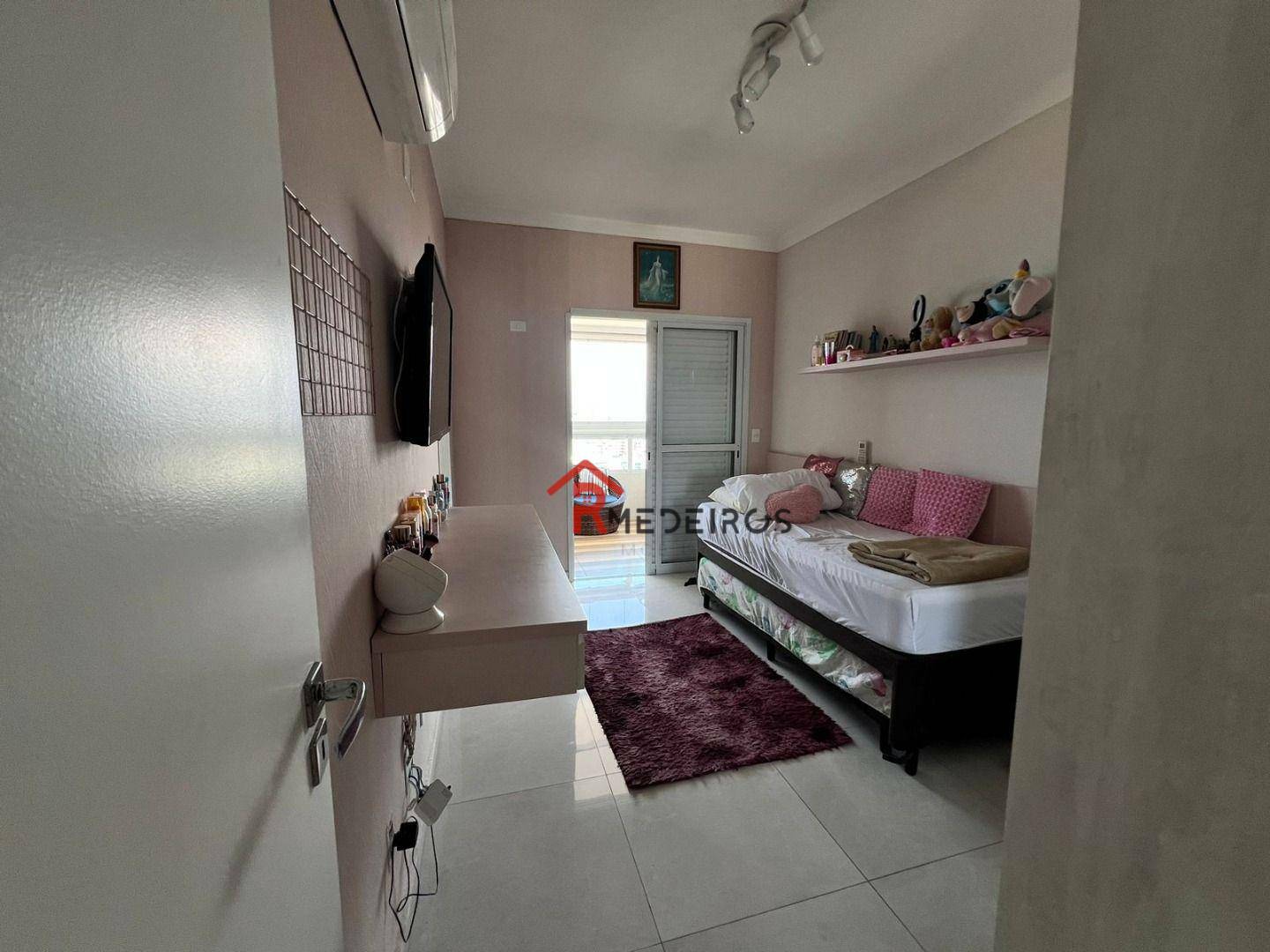 Apartamento à venda com 3 quartos, 154m² - Foto 15