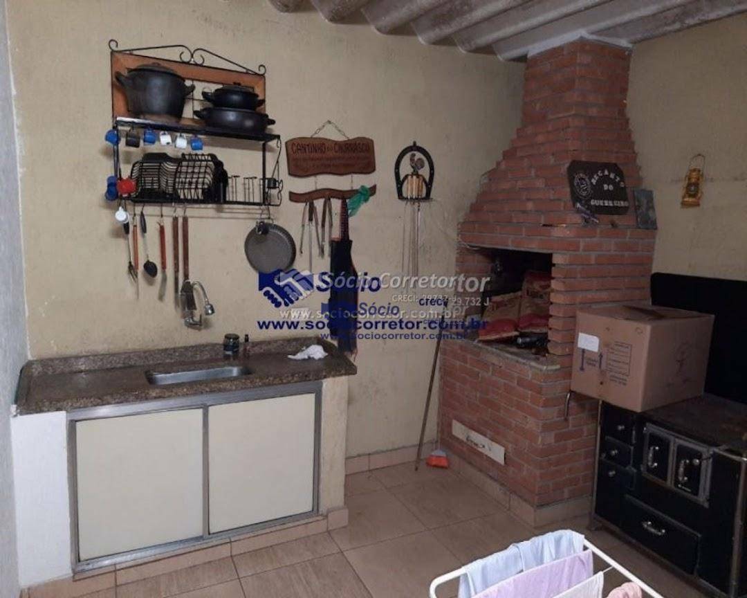 Casa à venda com 2 quartos, 110m² - Foto 10