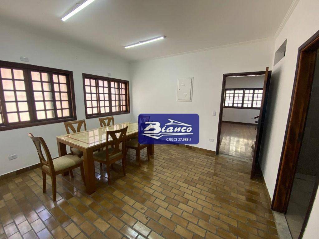 Sobrado à venda e aluguel com 3 quartos, 337m² - Foto 18