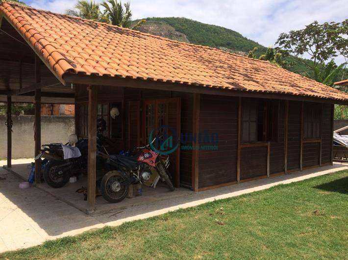 Casa à venda com 4 quartos, 140m² - Foto 14