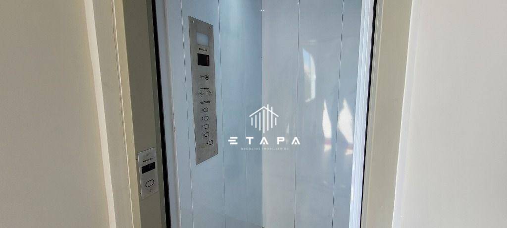 Apartamento à venda com 2 quartos, 55m² - Foto 15