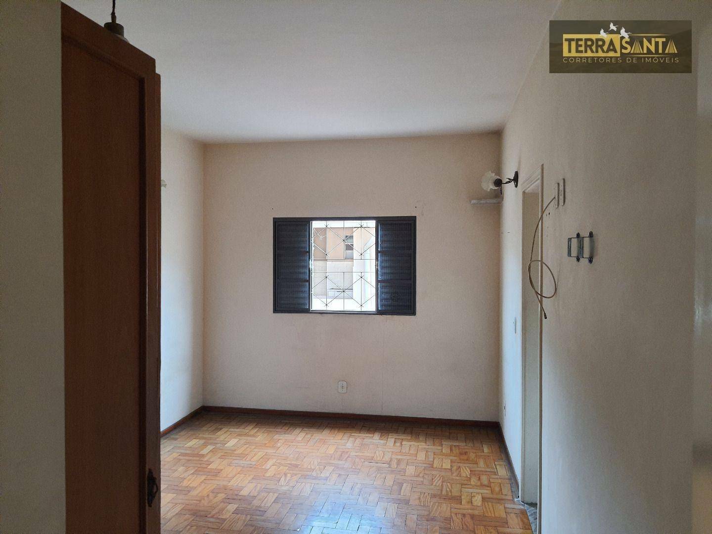 Casa à venda com 3 quartos, 250m² - Foto 8