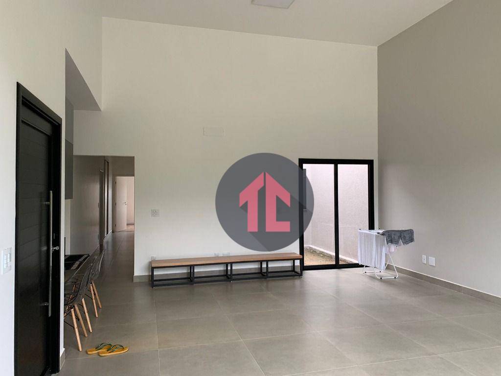 Casa de Condomínio à venda com 3 quartos, 192m² - Foto 4