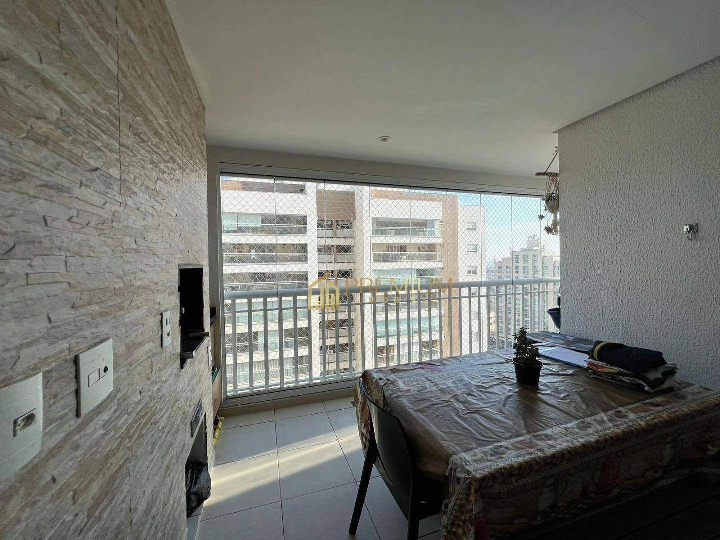 Apartamento à venda com 3 quartos, 90m² - Foto 1