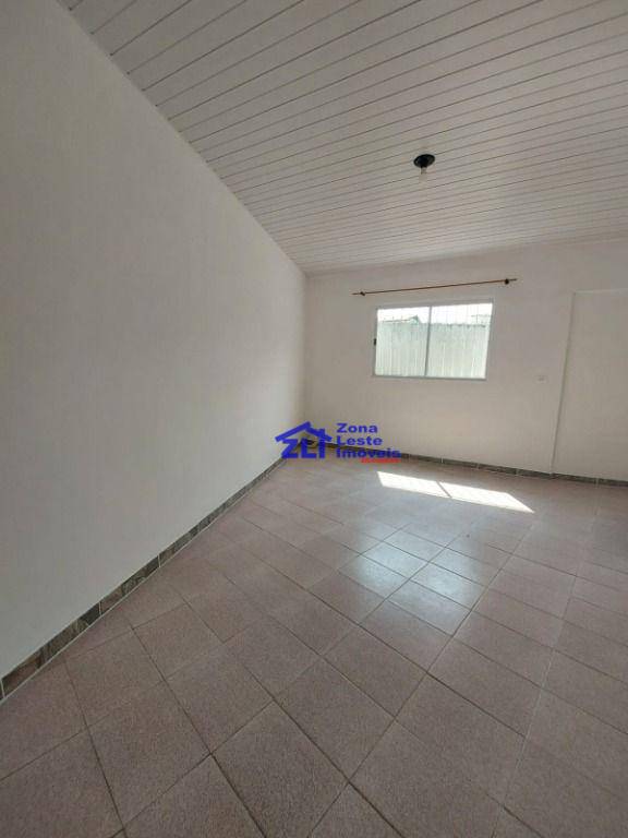 Casa para alugar com 1 quarto, 70m² - Foto 1