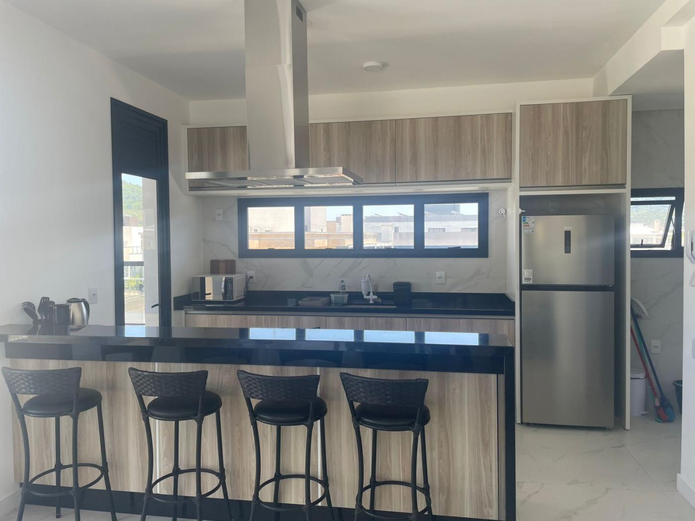 Apartamento para alugar com 2 quartos, 262m² - Foto 3
