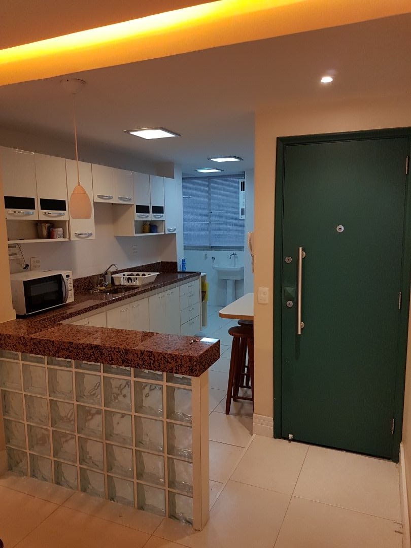 Apartamento à venda e aluguel com 2 quartos, 76m² - Foto 5