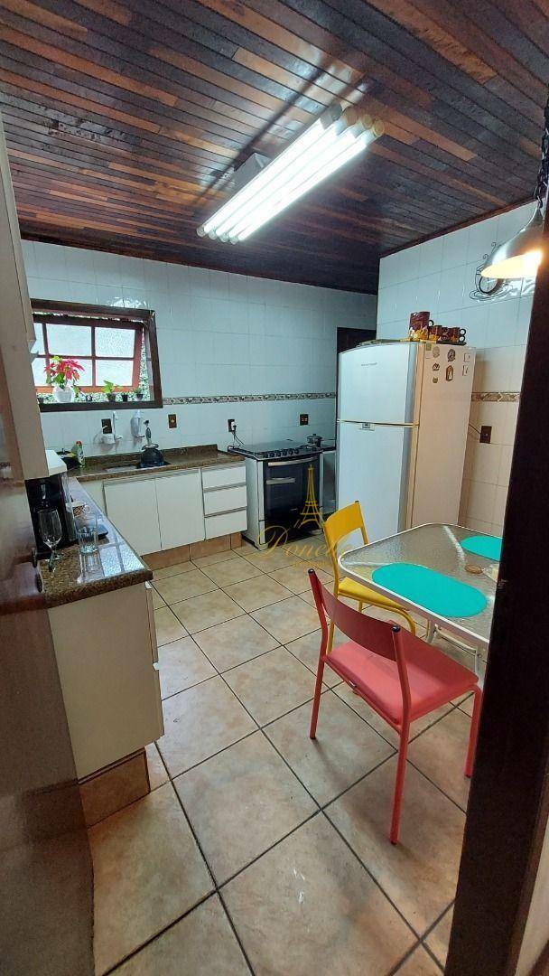 Casa à venda com 3 quartos, 191m² - Foto 23