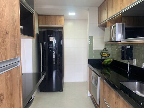 Apartamento à venda com 3 quartos, 112m² - Foto 2