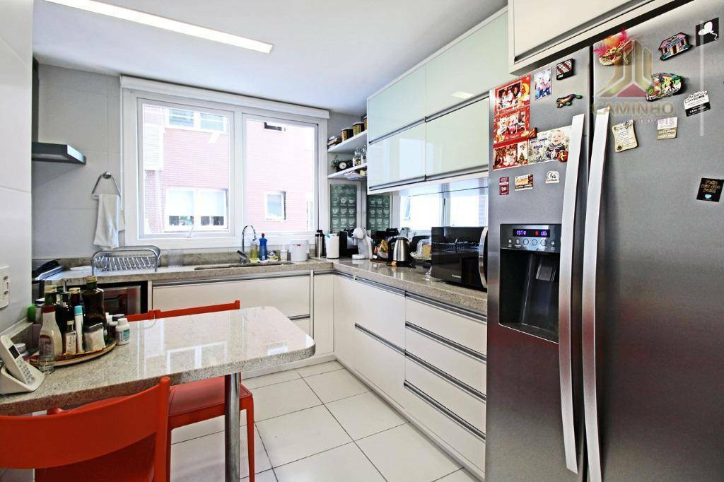 Apartamento à venda com 3 quartos, 148m² - Foto 5