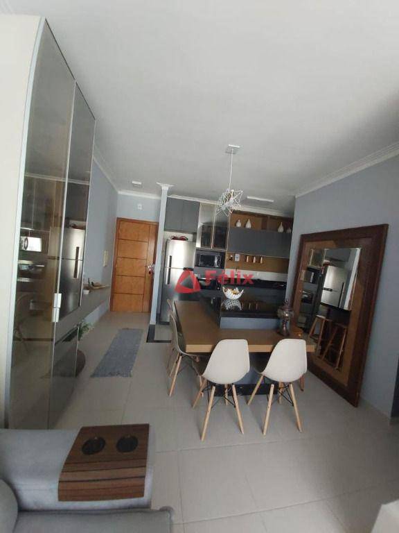 Apartamento, 2 quartos, 74 m² - Foto 2