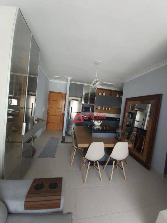 Apartamento à venda com 2 quartos, 74m² - Foto 2