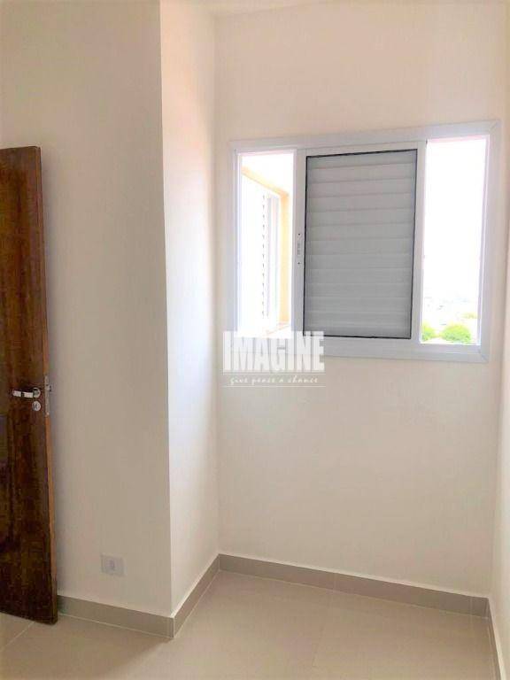 Apartamento à venda com 2 quartos, 44m² - Foto 15