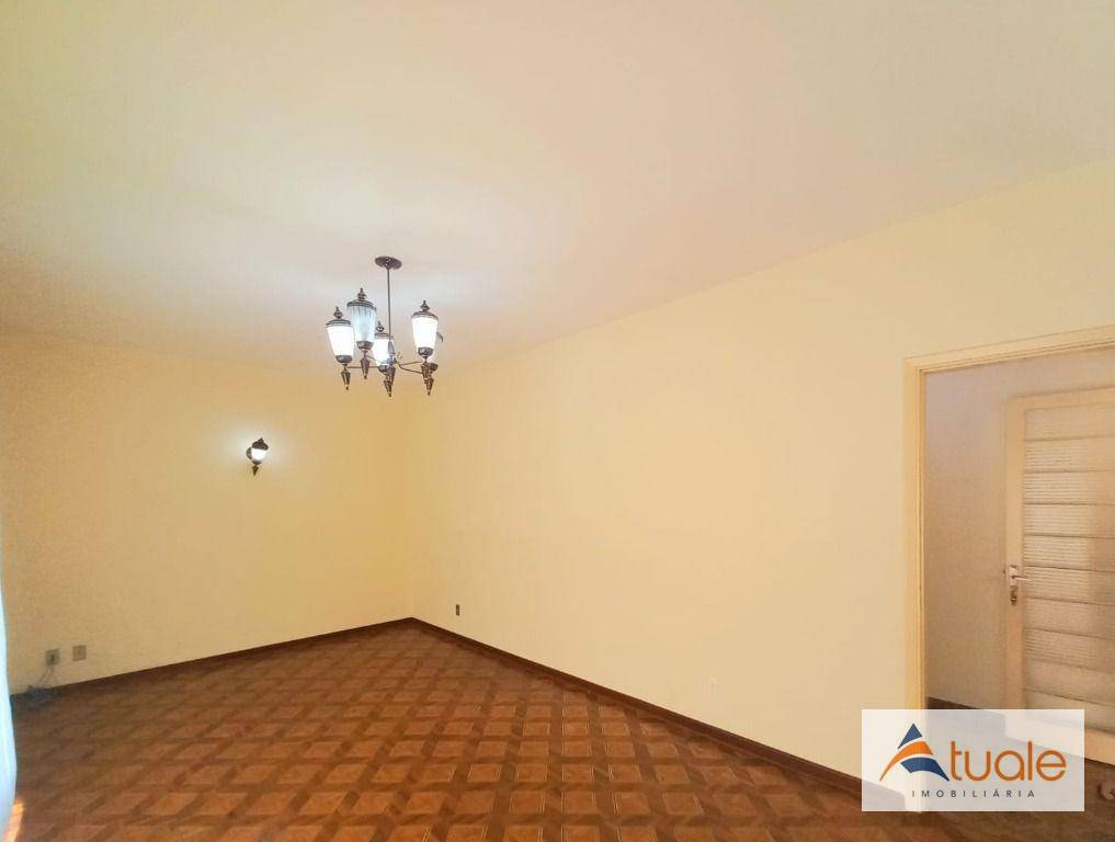 Casa à venda com 3 quartos, 190m² - Foto 14