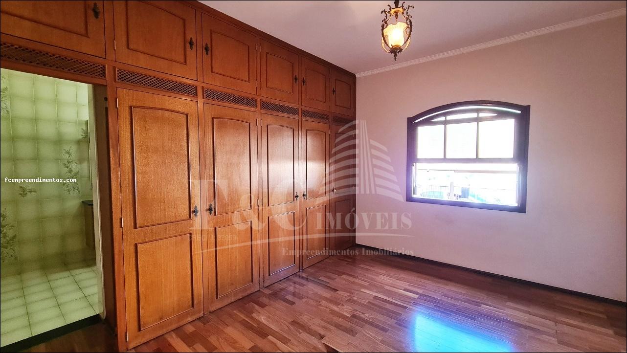 Casa à venda com 4 quartos, 500m² - Foto 8