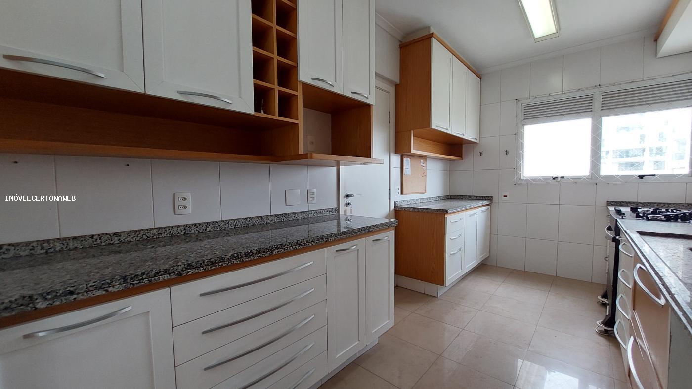 Apartamento à venda com 4 quartos, 238m² - Foto 44