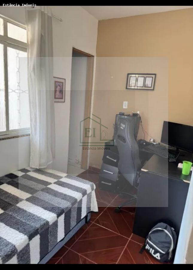 Casa à venda com 3 quartos, 200m² - Foto 9