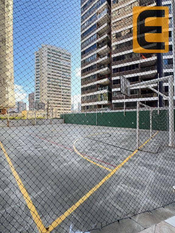 Apartamento à venda com 2 quartos, 72m² - Foto 28