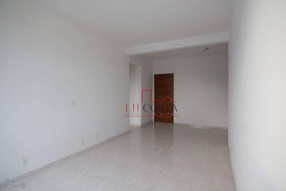 Apartamento à venda com 1 quarto, 60m² - Foto 4