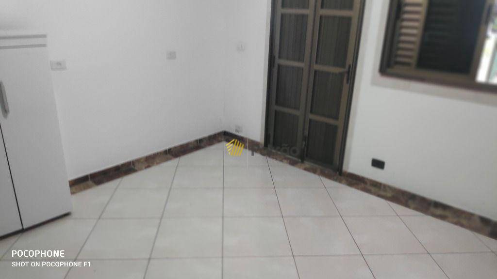 Sobrado à venda com 4 quartos, 210m² - Foto 22