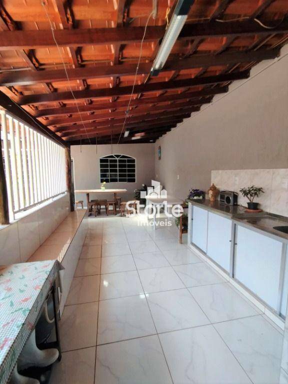 Casa à venda com 3 quartos, 169m² - Foto 16