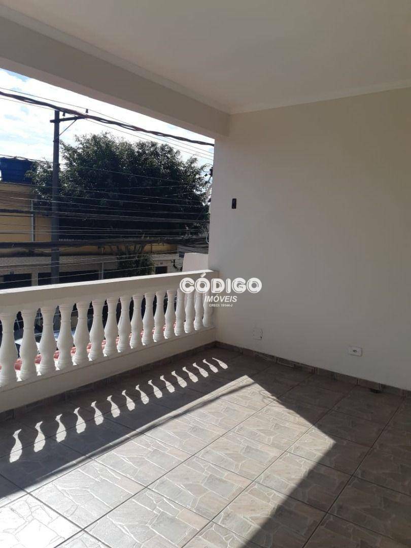 Sobrado à venda com 2 quartos, 180m² - Foto 26