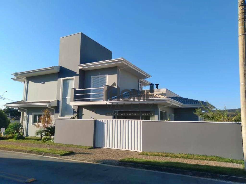 Casa de Condomínio à venda com 3 quartos, 254m² - Foto 2